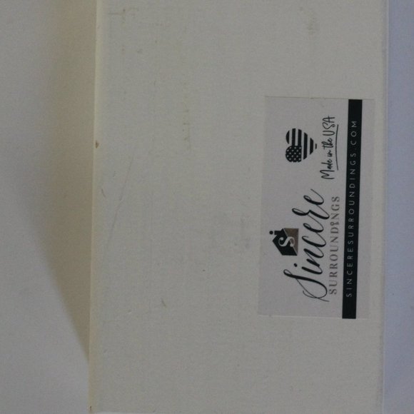 Sincere Surroundings “True Friendship” Wooden Block Sign - Picture 7 of 10